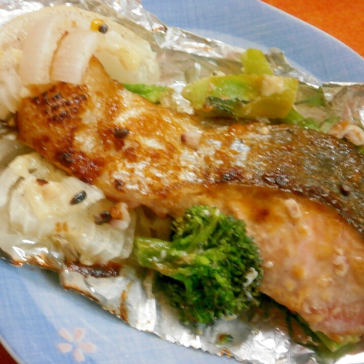 雑穀入り☆鮭と野菜の味噌マヨネーズ焼き